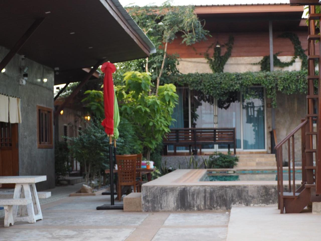 Nawiengkaeriverview Resort Mukdahan Dış mekan fotoğraf