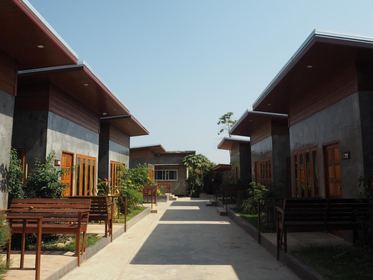 Nawiengkaeriverview Resort Mukdahan Dış mekan fotoğraf